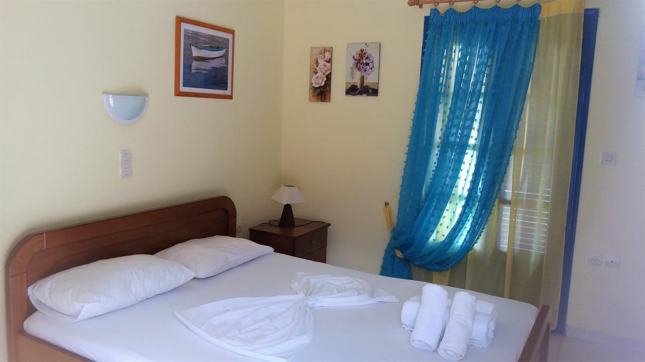 Mouragio Studios Tirós Dış mekan fotoğraf