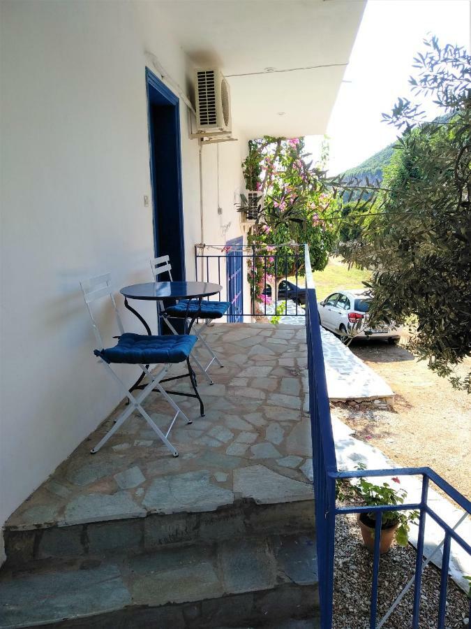 Mouragio Studios Tirós Dış mekan fotoğraf